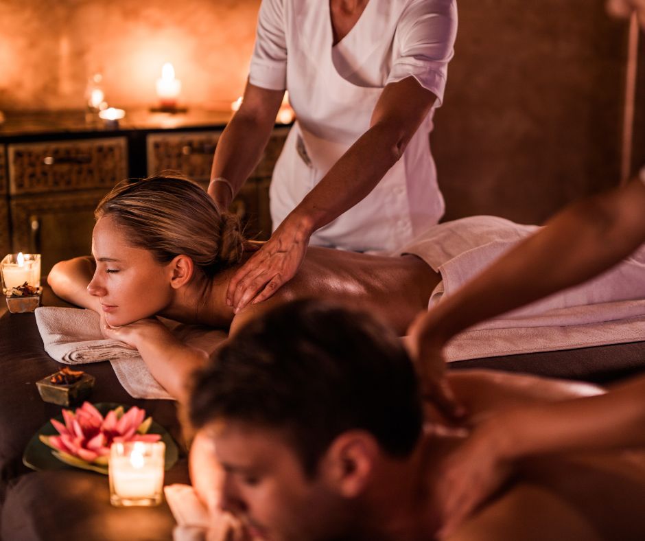 Ontdek onze heerlijke duo-massages: Hot Stone, Bamboe , Kaars, Zweeds, ...